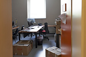 Un bureau, à l'Espace Saint-Georges.